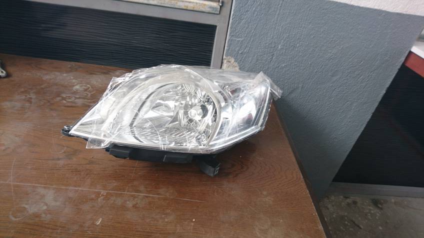 Fıat fiorino  Sol Far Orjınal