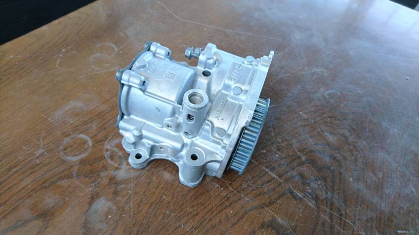 Volkswagen caddy Yağ Pompası 2016 Orjınal