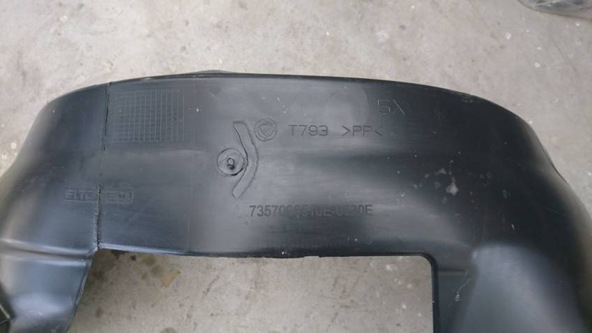 Fıat fiorino Çamurluk Davlumbazı Sol 2006 Sonrası