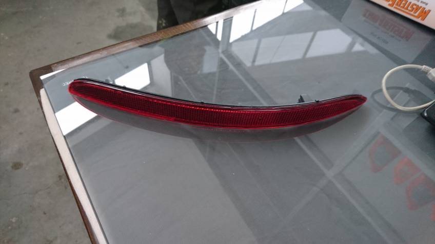 Fıat Linea Arka Tampon Sol Reflektörü 2007-2015