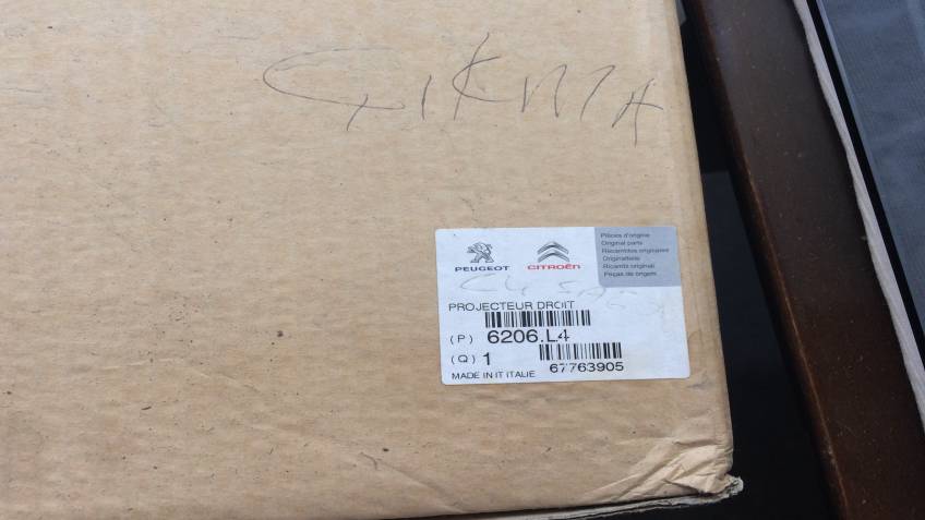 Cıtroen C4 Sağ Far Çıkma Orjinal 2004 Serisi