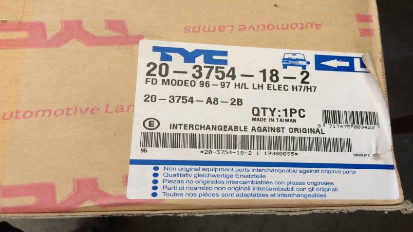 Ford Mondeo 96/97 Serisi Sol Far Yan Sanayi