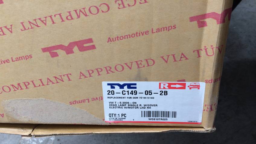 Volkswagen Transpoter 2009 Sonrası Sağ Far Yan Sanayi