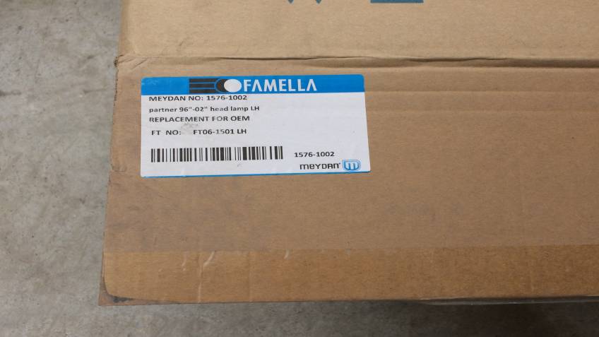 Peugeot Partner 96/2002 Serisi Sol Far Yan Sanayi