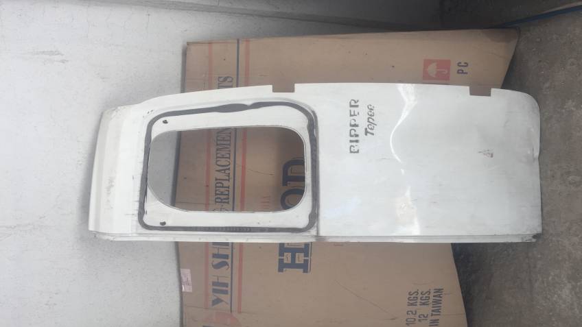PEUGEOT  BİPPER /FIAT FİORİNA/CİTRİOEN /NEMO SAĞ BAGAJ KAPAĞI