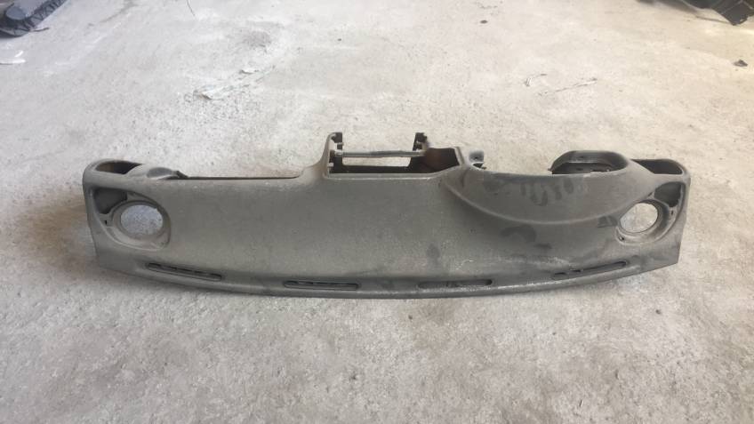 VOLKSWAGEN POLO CLASSİC 97 ÖN GÖĞÜS