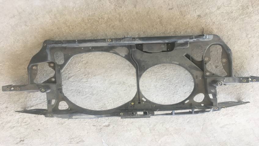 PASSAT B5 01-ÖN PANEL YAN SANAYİ