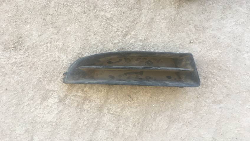 SKODA OCTAVİA 04-07 SİS KAPAĞI  DELİKSİZ SOL