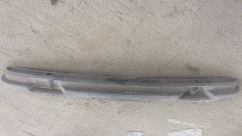 BMW E36 ÖN TAMPON DEMİRİ