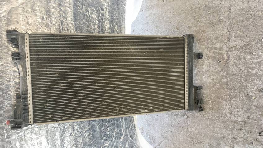 MERCEDES CLA SU RADYATÖRÜ ÇIKMA 2012