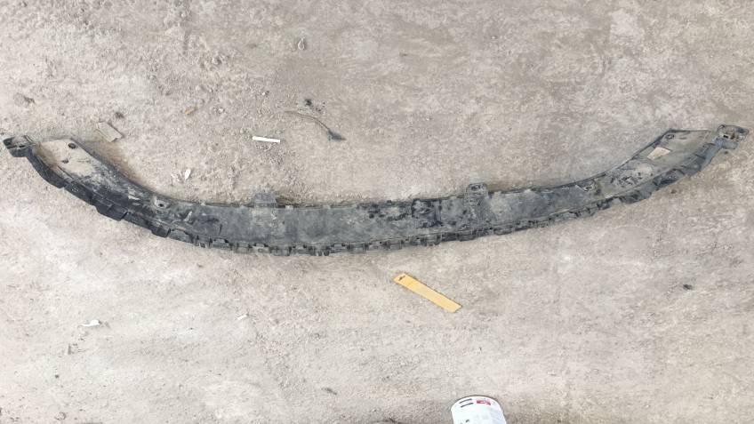 FORD COURİER TAMPON ALT KORUMA PLASTİĞİ ÇIKMA