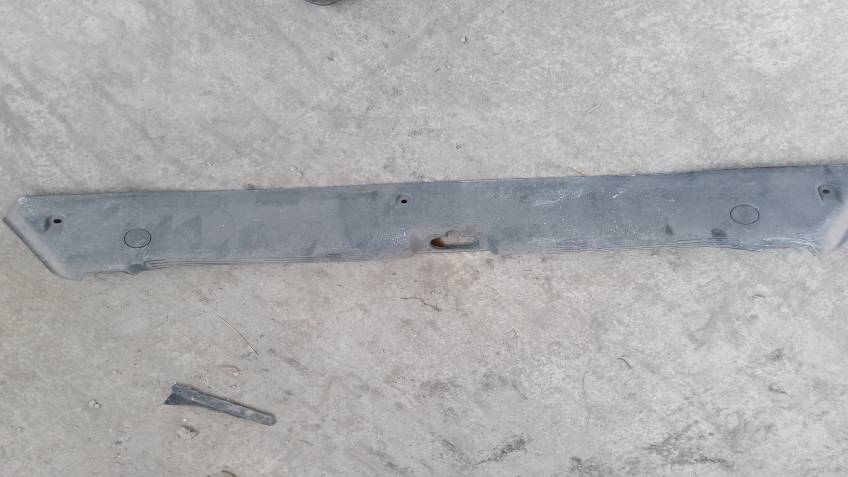 VOLKSWAGEN POLO 94-99 ARKA PANEL İÇ PLASTİĞİ