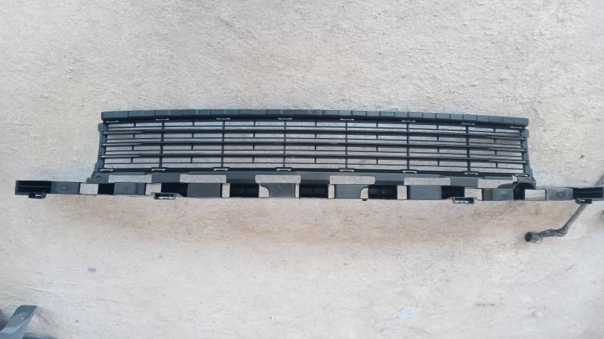 RENAULT FLUENCE ÖN TAMPON IZGARASI ORJİNAL