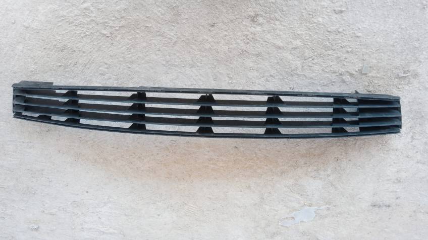 RENAULT CLİO III ÖN  TAMPON IZGARA