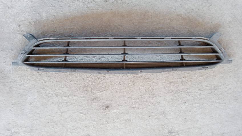 HYUNDAİ ACCENT BLUE ÖN TAMPON IZGARASI