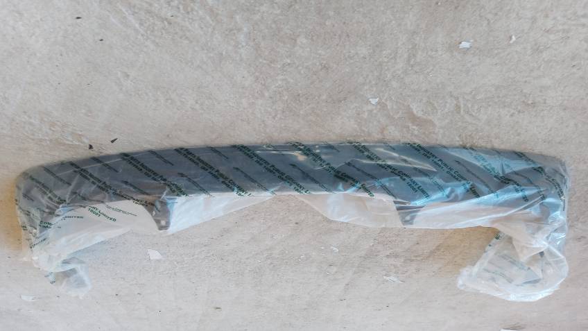 TOYOTA COROLLA ARKA TAMPON ÜST 99-02