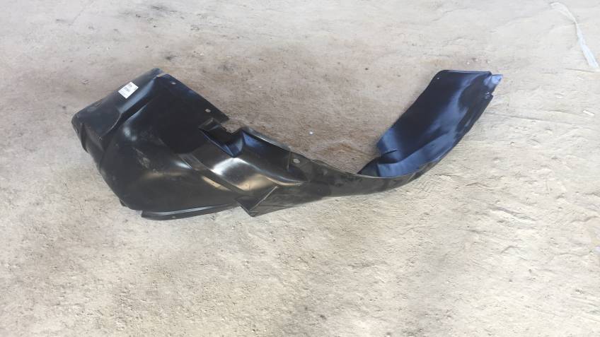 PASSAT 97-00 SAĞ ÖN ÇAMURLUK DAVLUMBAZI