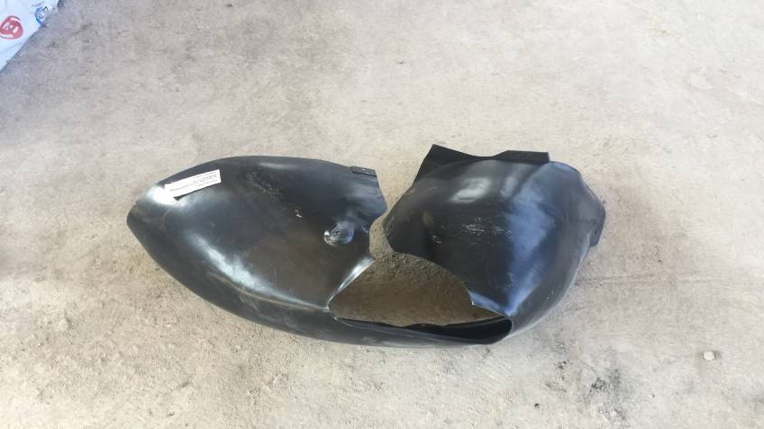 GOLF V/JETTA SOL ÖN ÇAMURLUK DAVLUMBAZI