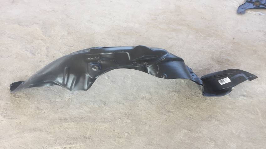 TOYATA CORALLA 93-98 SOL ÖN ÇAMURLUK DAVLUMBAZI