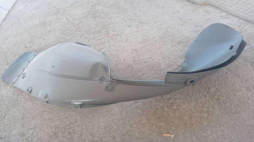 R9 82-88 SAĞ ÖN ÇAMURLUK DAVLUMBAZI