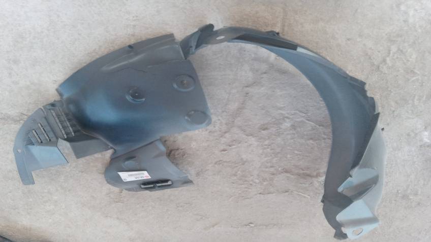 RENAULT CLİO 01-05 SOL ÖN ÇAMURLUK DAVLUMBAZI