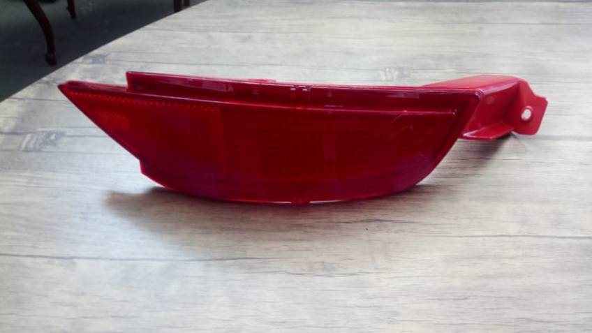 FIESTA 09-13 SAĞ ARKA TAMPON REFLEKTÖRÜ