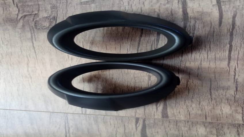 FORD FIESTA 09-13 SİS LAMBA KAPAĞI SİS SİYAH SAĞ VE SOL TAKIM