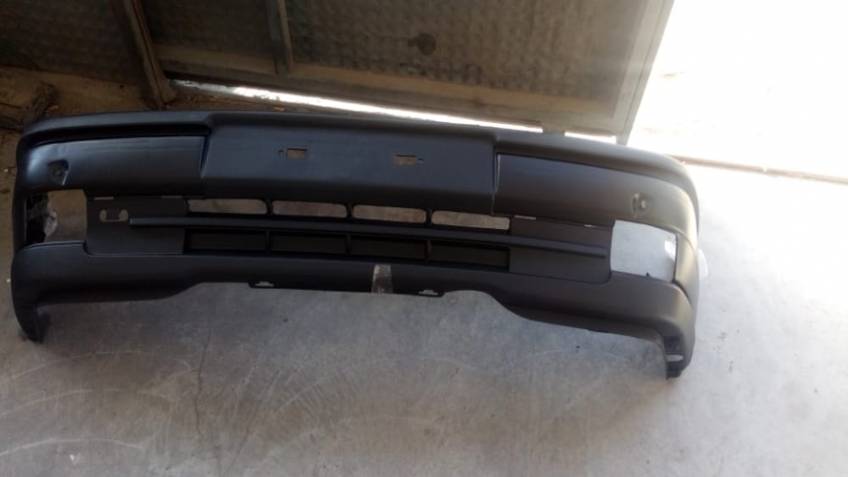 OPEL VECTRA GLS 92-95 ÖN TAMPON DELİKLİ