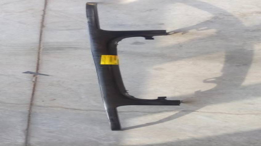 VOLKSWAGEN POLO ÖN PANJUR ÇERÇEVESİ 94-99 METAL