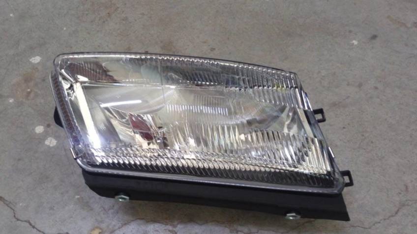 VOLSWAGEN PASSAT FAR SOL 97-00